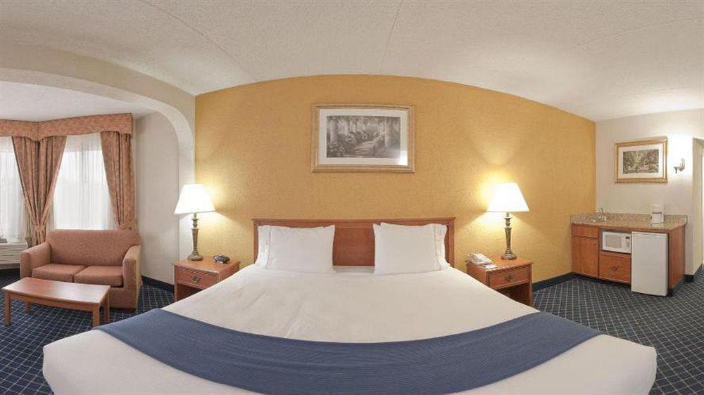 Holiday Inn Express&Suites Nashville-I-40&I-24 Eksteriør bilde