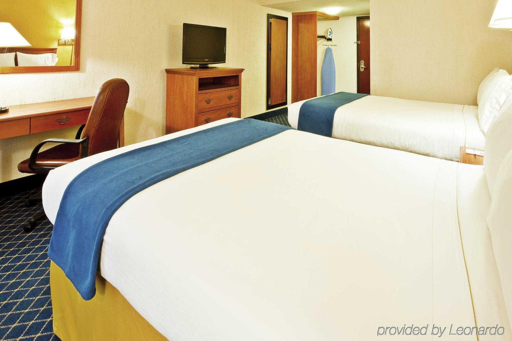 Holiday Inn Express&Suites Nashville-I-40&I-24 Eksteriør bilde