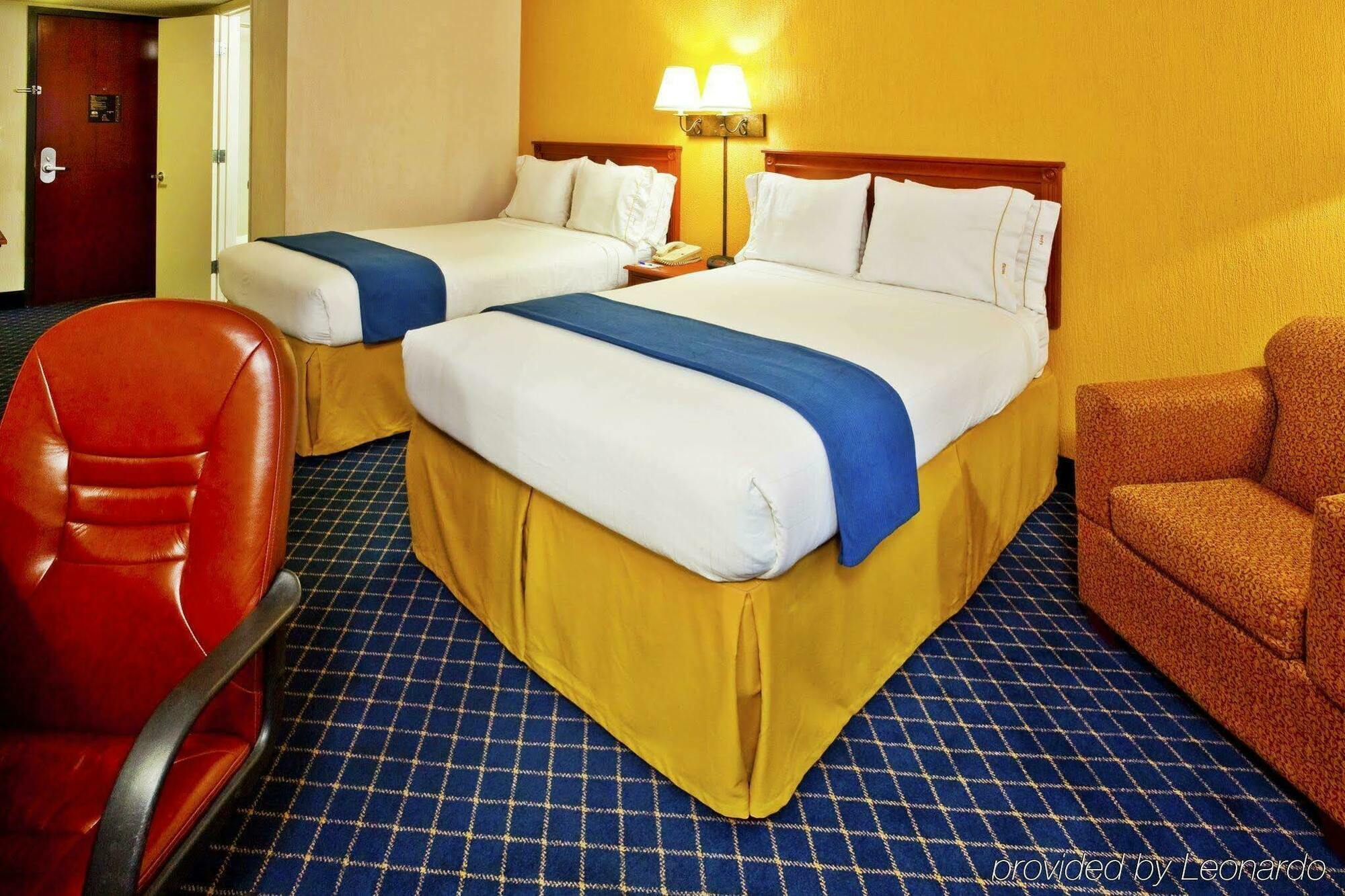 Holiday Inn Express&Suites Nashville-I-40&I-24 Eksteriør bilde